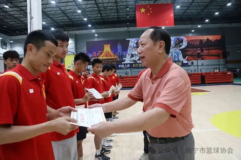 如何利用篮球背景改善投篮命中率_1